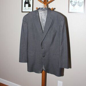 Burberry London Mens Suit Jacket Gray Pinstripe Size 44R *With Flaws* Wool